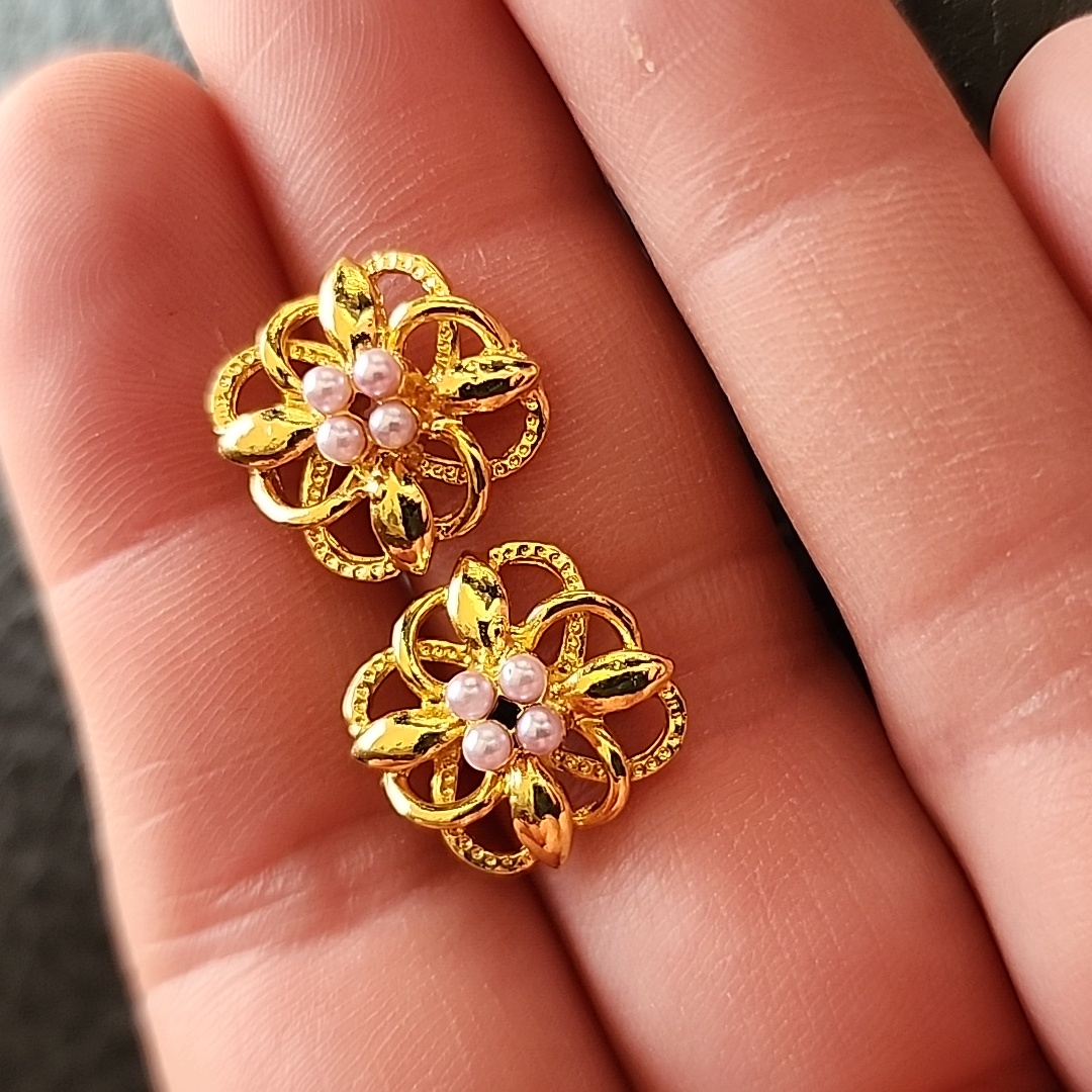 Vtg Earrings